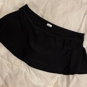 NWOT Large Black Kona Sol Skirted Bikini Bottom